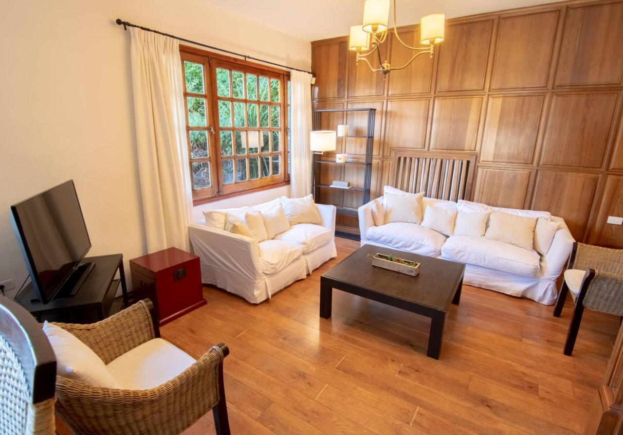 Hosteria Hostal Del Esquiador Сан-Мартин-де-лос-Андес Экстерьер фото